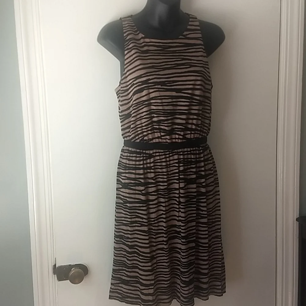 Loft sleeveless Animal Print Knit Dress